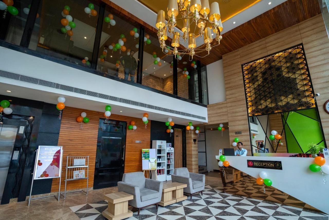 Celebrant Hotel Váránaszi Kültér fotó